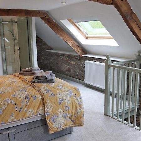 Pullman Cottage - The Culm Valley Inn Culmstock 外观 照片
