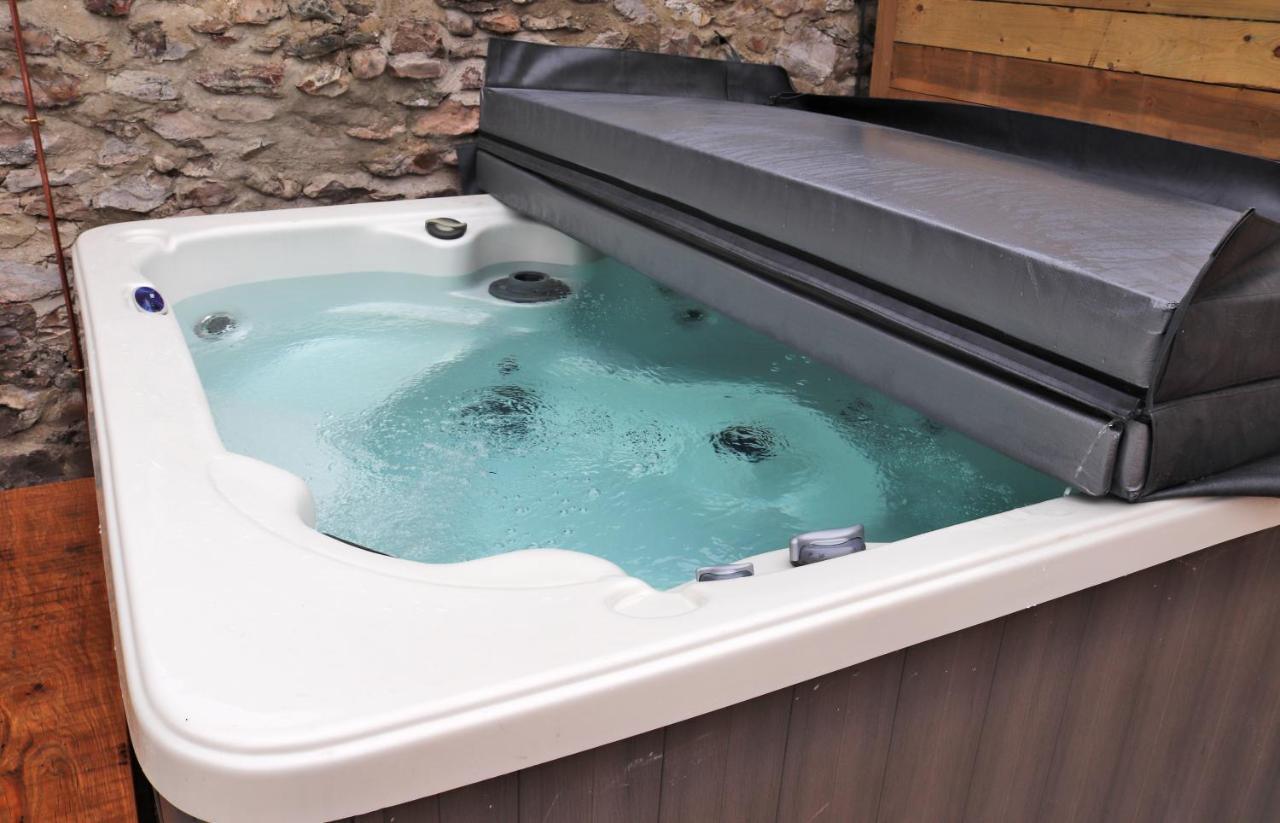 Pullman Cottage - The Culm Valley Inn Culmstock 外观 照片