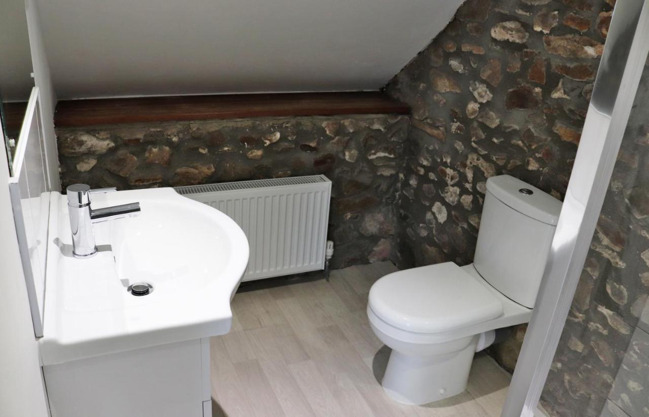 Pullman Cottage - The Culm Valley Inn Culmstock 外观 照片