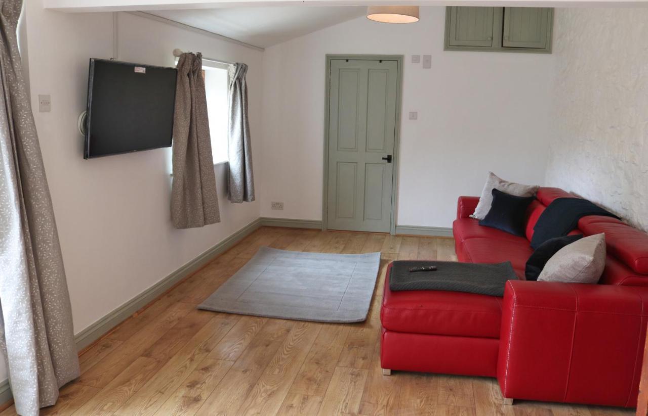Pullman Cottage - The Culm Valley Inn Culmstock 外观 照片